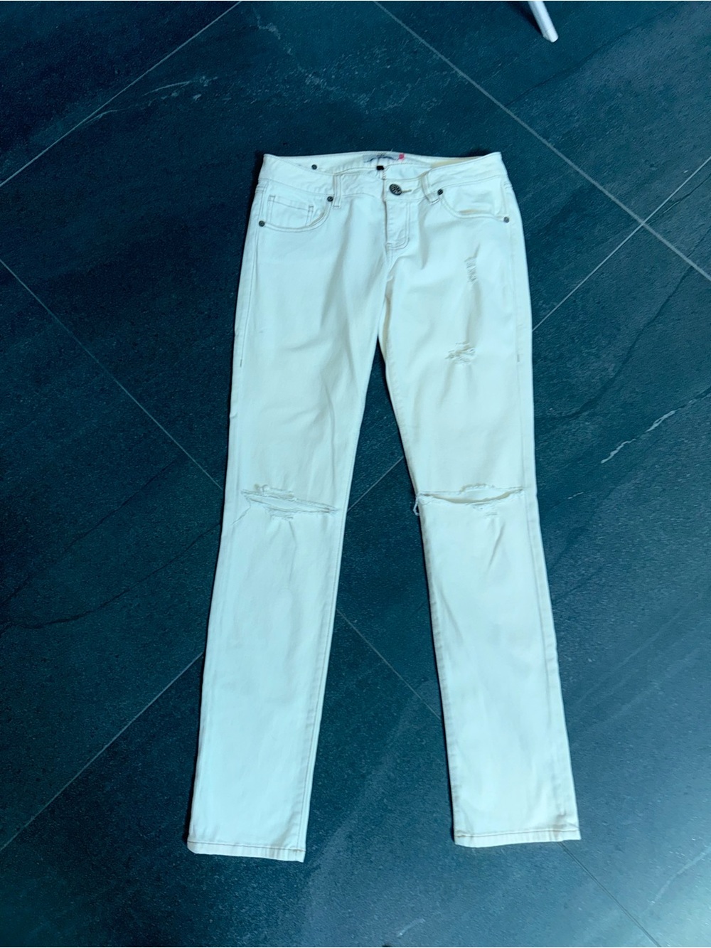 Cabi Destructed Slim Boyfriend Jean